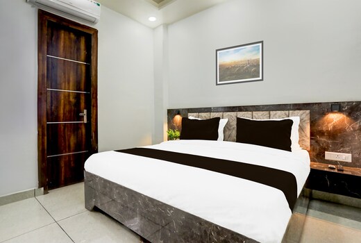 Hotel O Shivoham