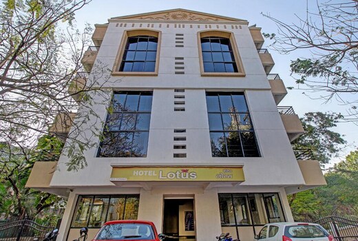 HOTEL LOTUS