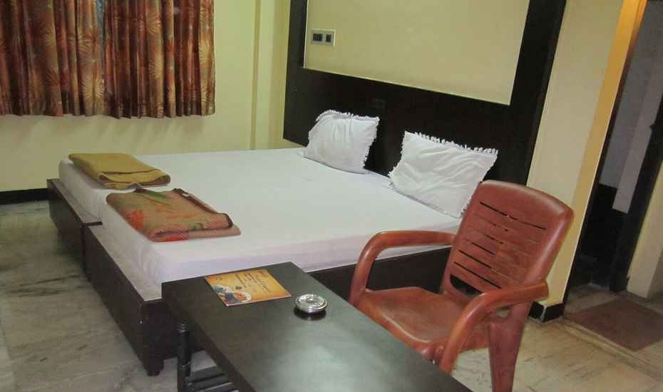 Vallalar Hotel