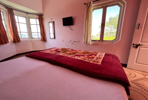 VKGSHANTH RESORT