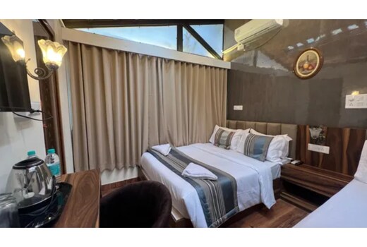 FabHotel Prime I Palace Indiranagar
