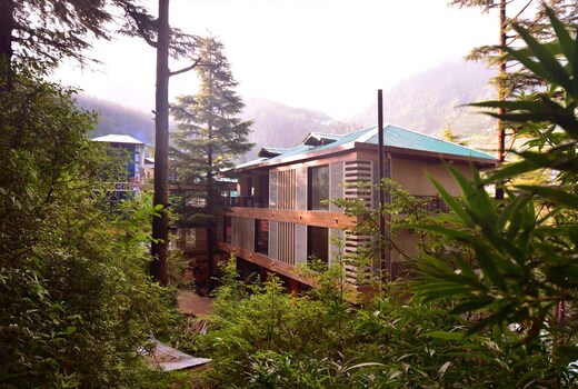 Cloud Chat - A Boutique Property