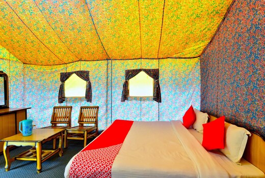 Hotel O Retro Valley Camping Resort