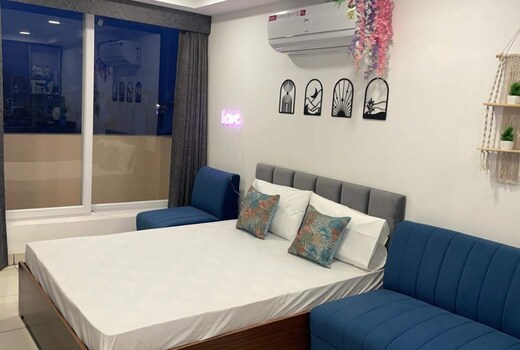 The Moonveil Studio