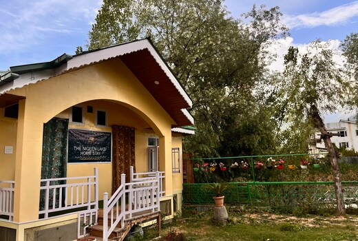 The Nigeen Lake Homestay
