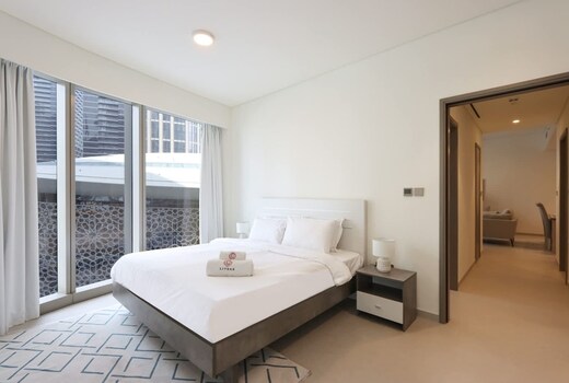 ELIVAAS Curated Modern 2BR with Partial Burj Khalifa View