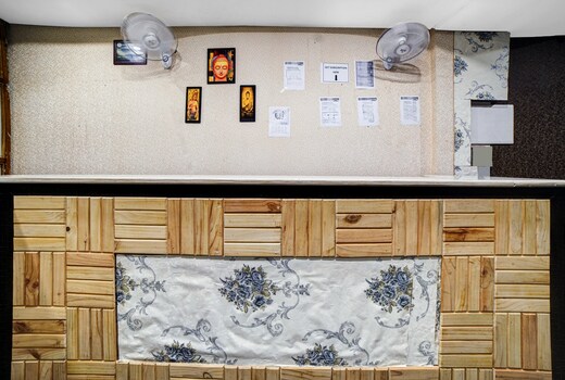 Hotel O Radhika Palace