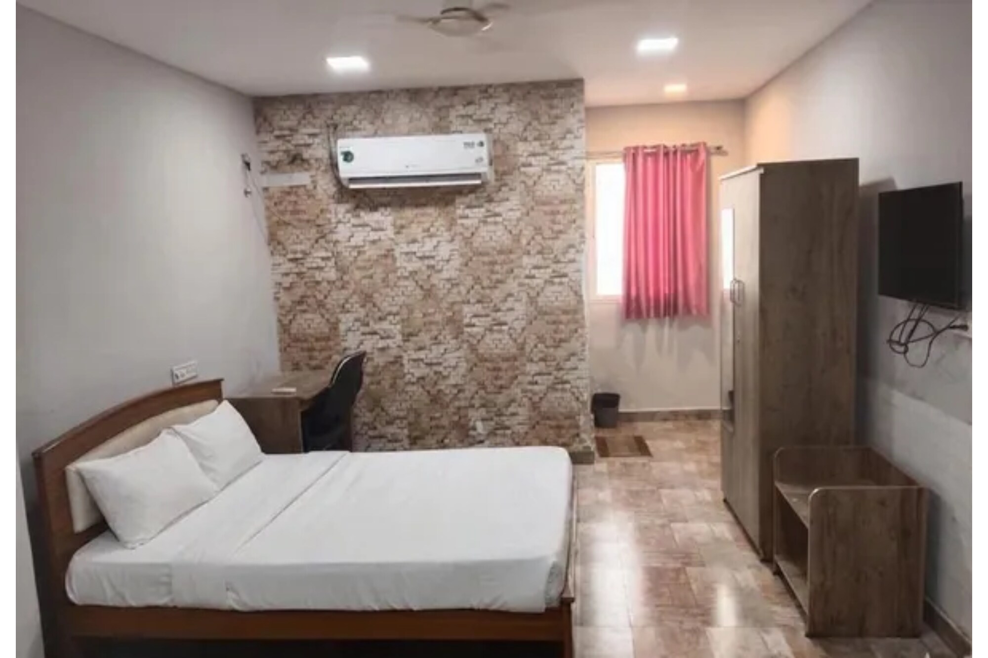 FabHotel Moon Stay