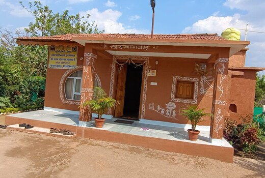 DHURVE JI HOME STAY