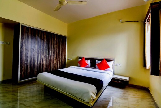 Hotel O by OYO Dwarka Lodge
