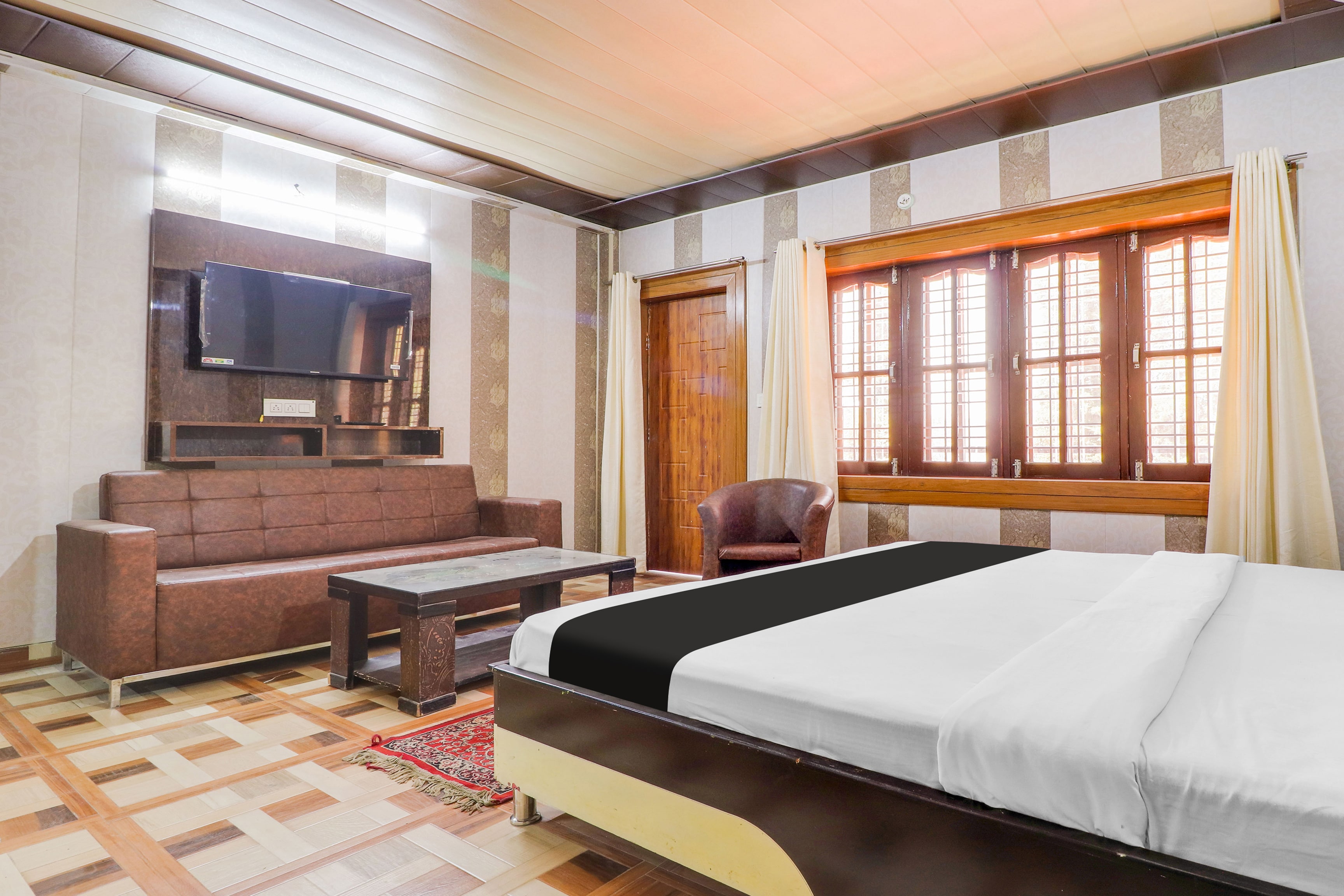 Hotel O Banglow Ki Kandi