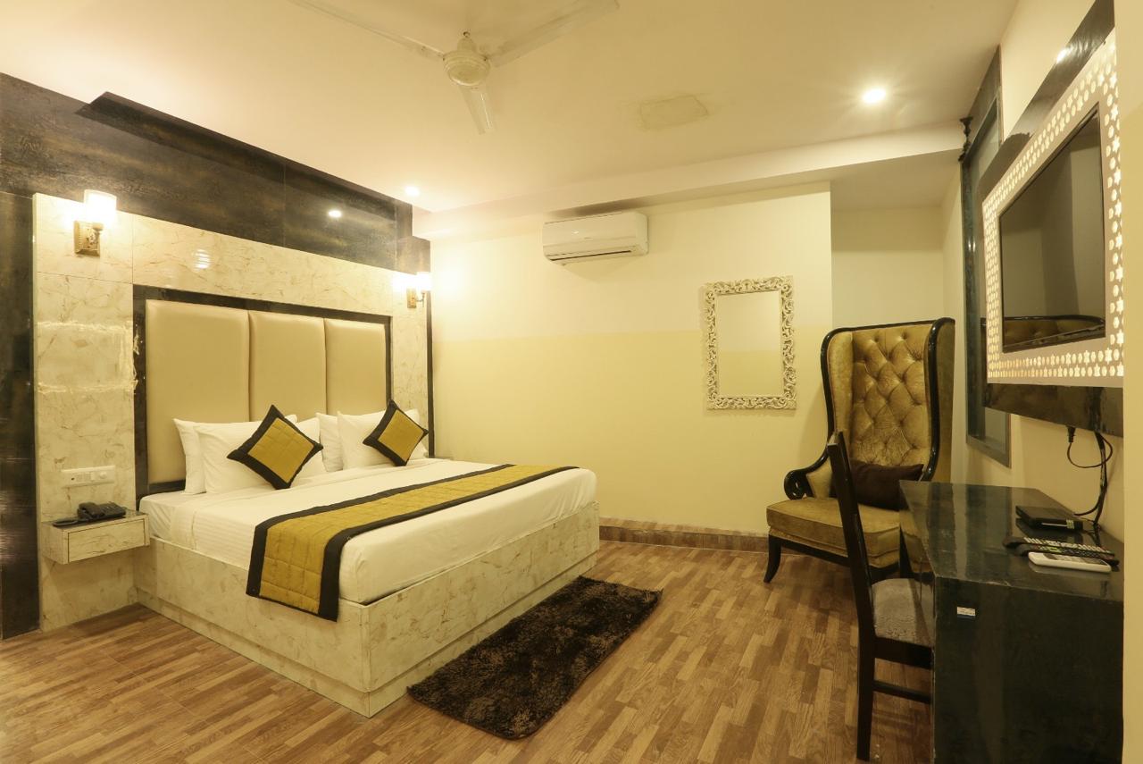 Airport Hotel Bright Buzz