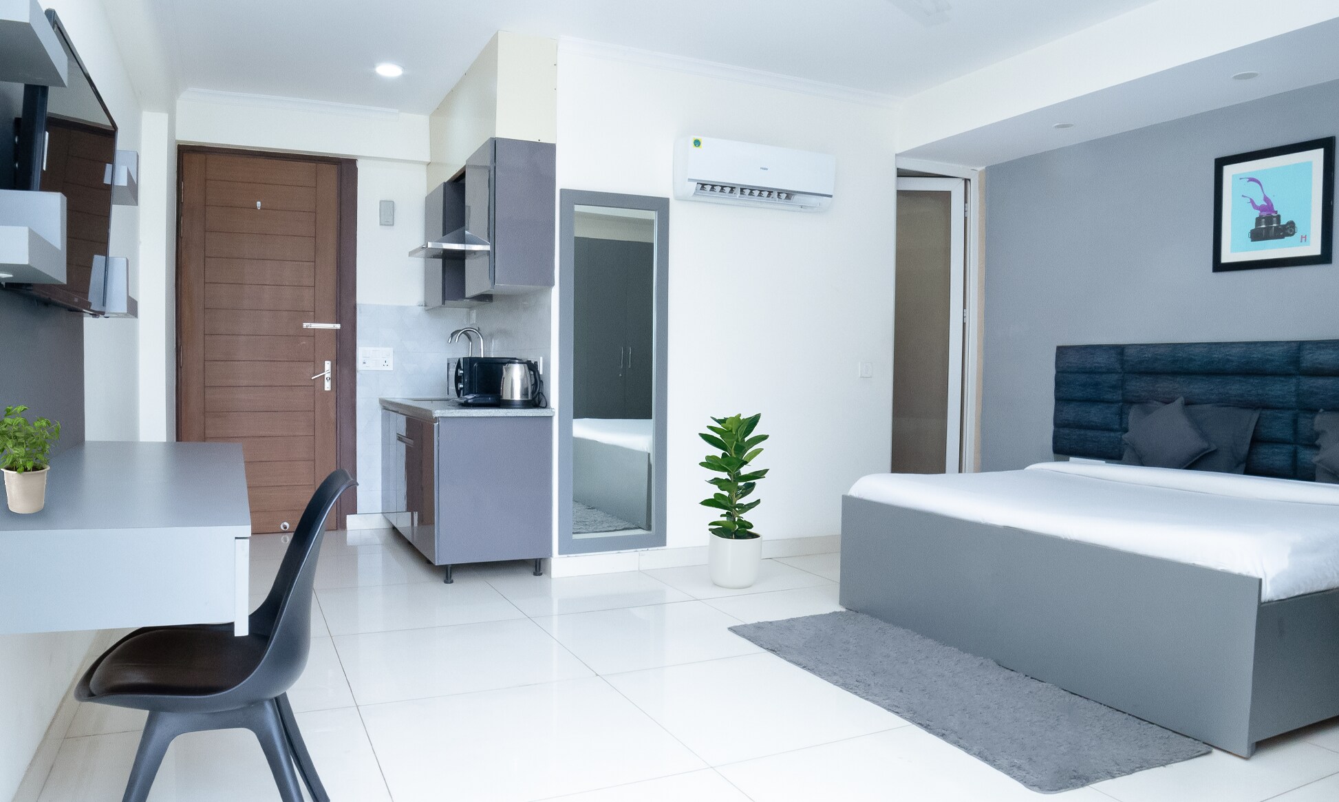 Housr Sector 27 Golf Course Road
