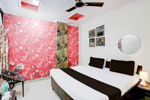 Hotel O Pluto Residency