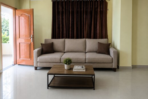 Homeroots Service Apartment