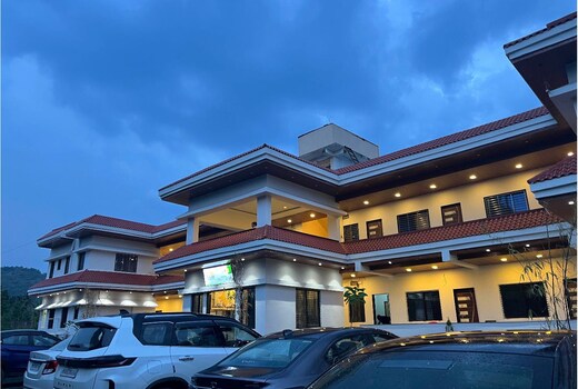Hotel Majestic Inn