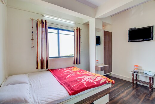 Dhaigude Residency