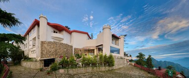 Renest Dunsvirk Court, Mussoorie