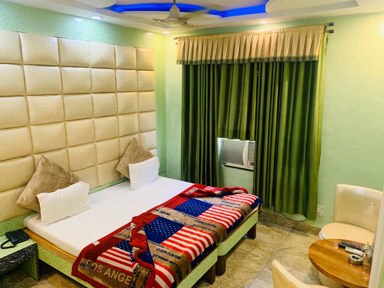Hotel Golden Palace