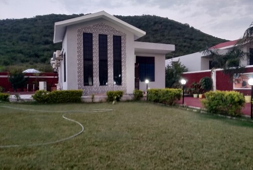 Nandan Van Farm House No. 8 | Entire Villa