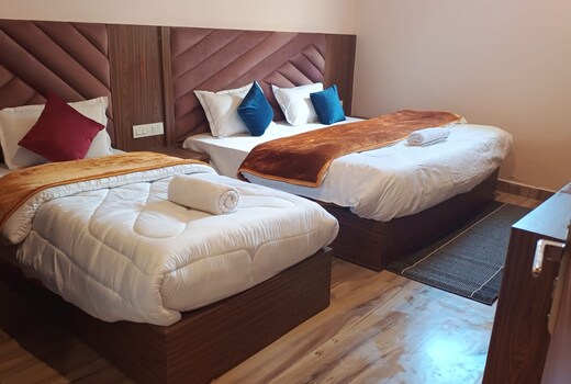 Hotel Maa Bhuvneswari, Badrinath Ji