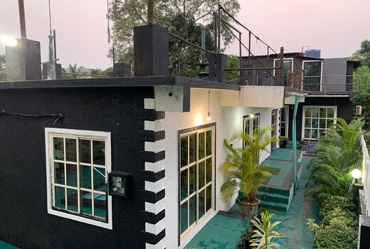 Veeraan Villa