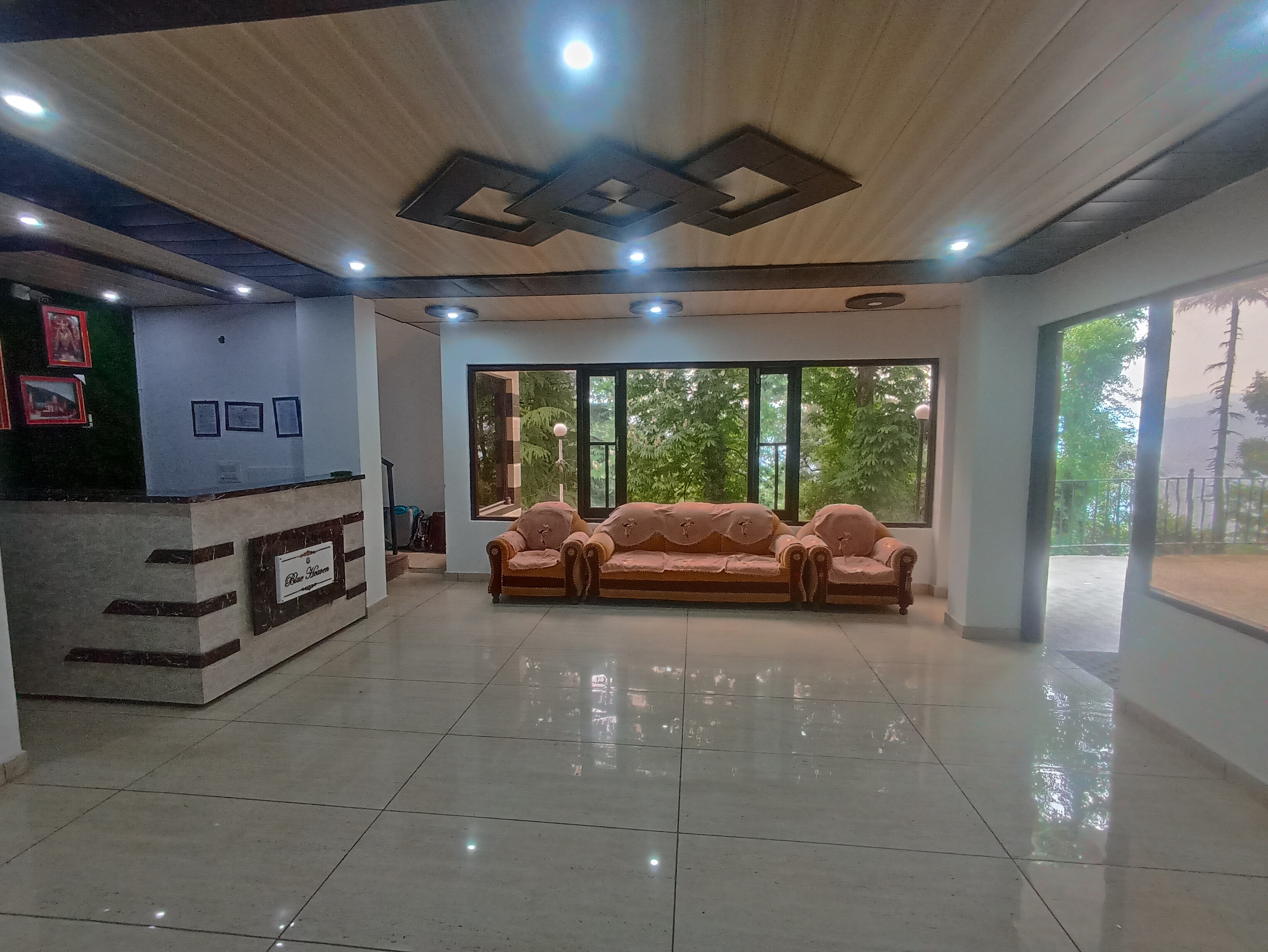 Main gallery