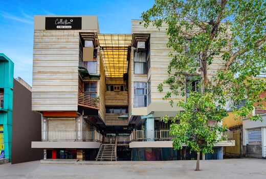 Flagship OYO Hotel BRTS Formerly Hotel Navjivan