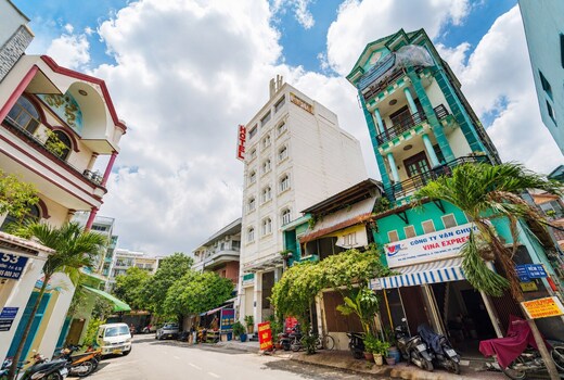 Collection O Dinh Dinh 2 - Near T3
