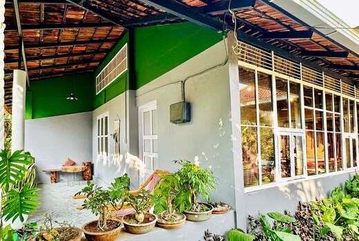 Mass Bungalow