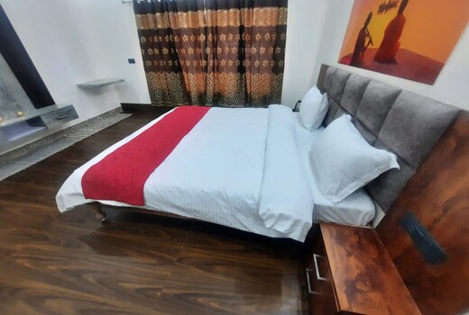 Hotel Parampara