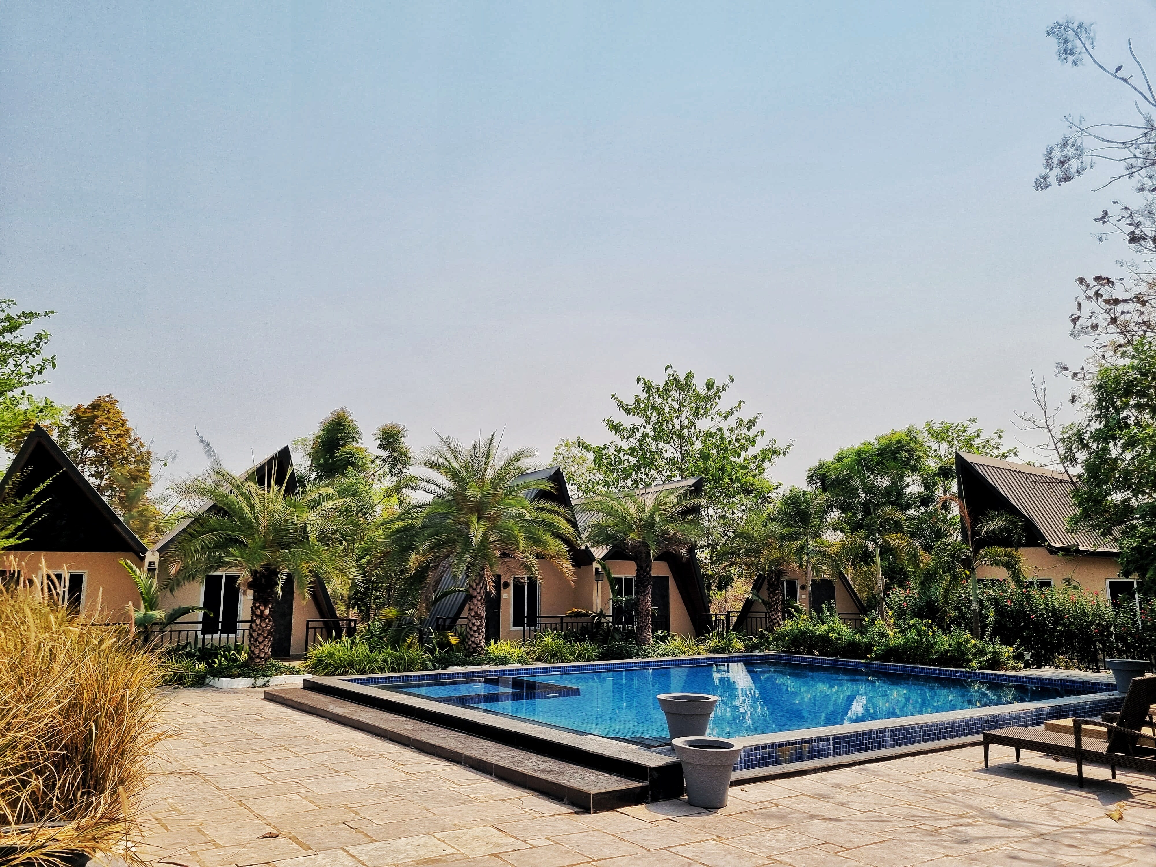 BIRDS NEST RESORT - Thane