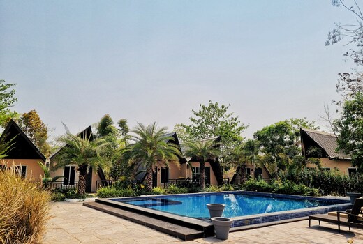 BIRDS NEST RESORT - Thane