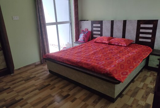 Kumar's room