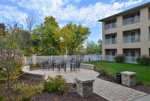 Holiday Inn Express Hotel & Suites-Saint Joseph