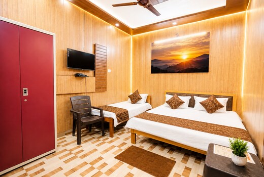 SHREE RAM AADHAR RESTAURANT AND GUEST HOUSE