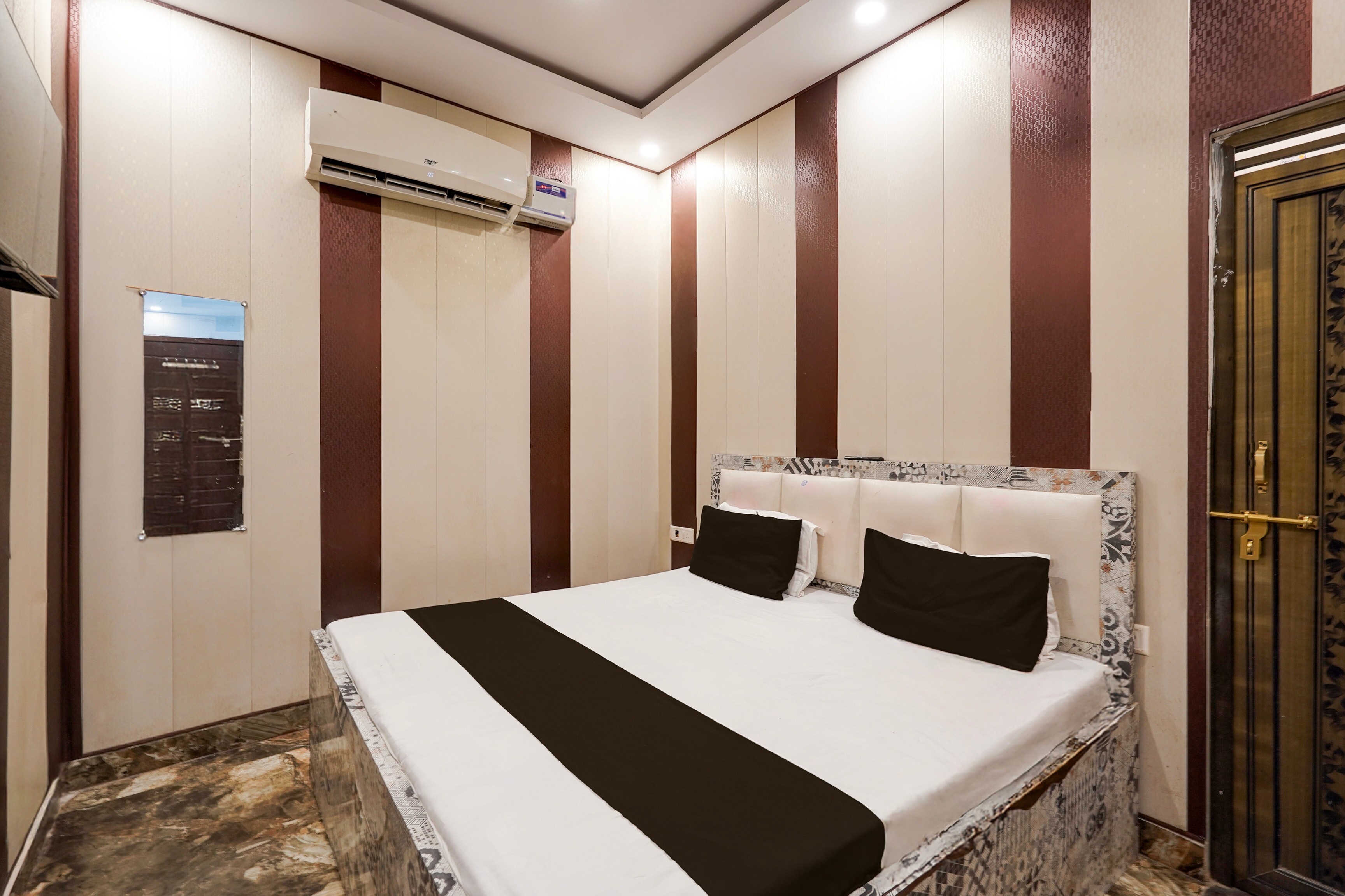 Hotel O Siddhi Banquet
