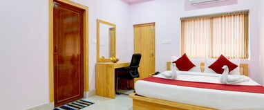Hotel Chaitrangada