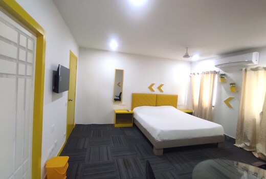 Hotel Stay Holiday INN