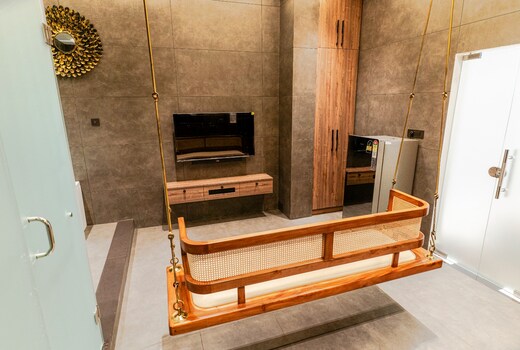 AE Tower Suite Platinum Retreat