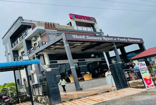 Hotel Sunway Resort, Churu