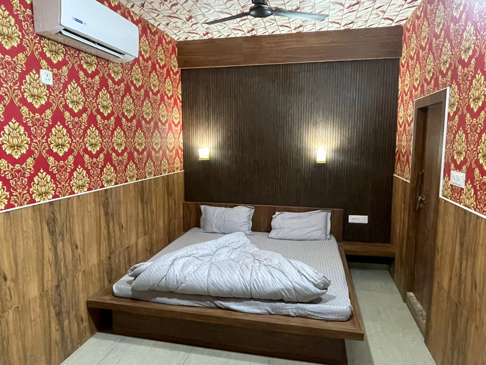HOTEL CHOKHI AND RESTAURANT