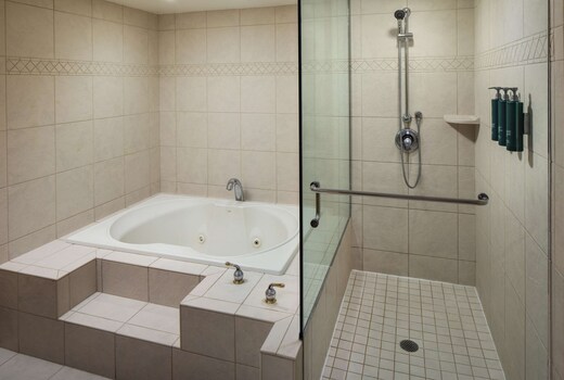 HILTON CHICAGO NORTHBROOK