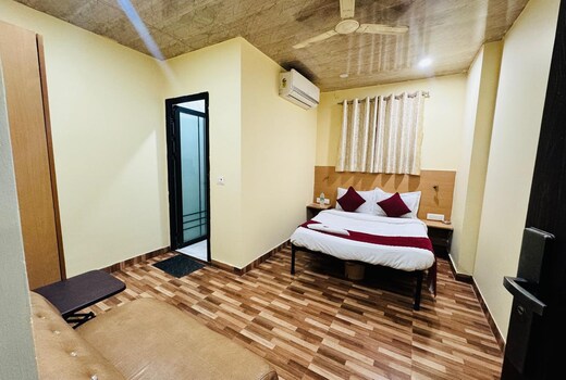 Hotel Royal Residency Near Akshardham Mandir