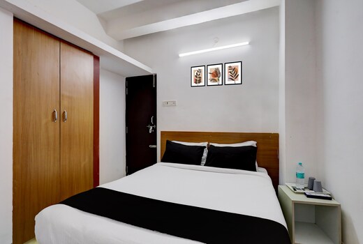 Hotel O SSR residency