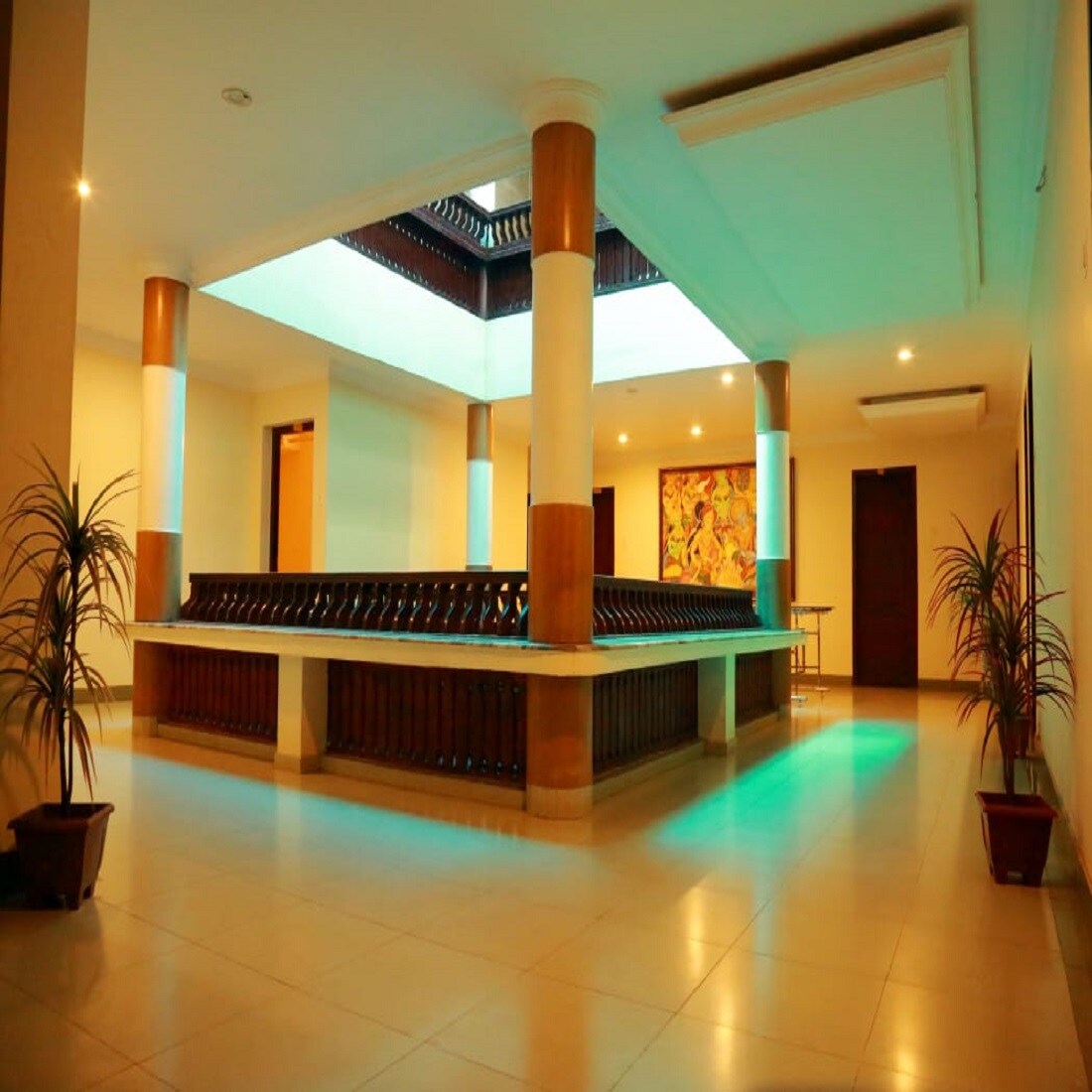Main gallery