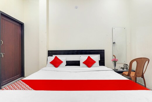 Hotel O Sharvil Inn