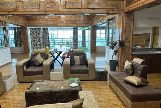 SPRINGS HILL RESORT