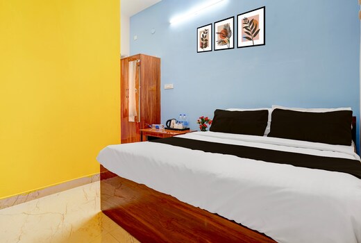 Hotel O R R Comforts Boarding and Lodging