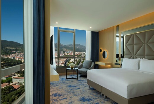 DoubleTree by Hilton Manisa